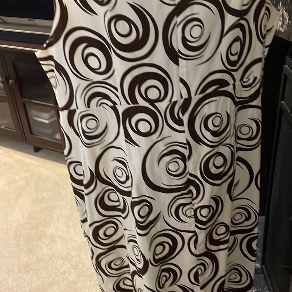 Brown and Cream Swirl Dress - Picture 12 of 13